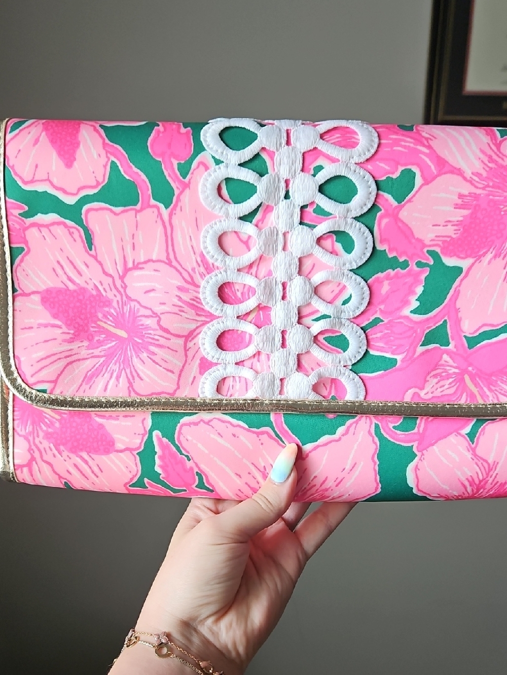 NEW Lilly Pulitzer clutch - Picture 5 of 5